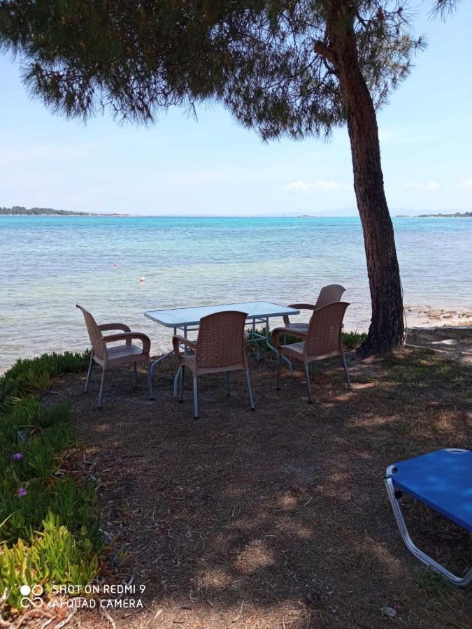 Studios Efi Beach فوروفورو المظهر الخارجي الصورة